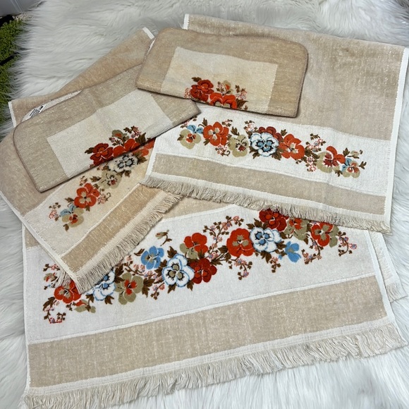 Vintage Bath Vintage Floral Towels Blue Orange Tan Tones Set Of 5